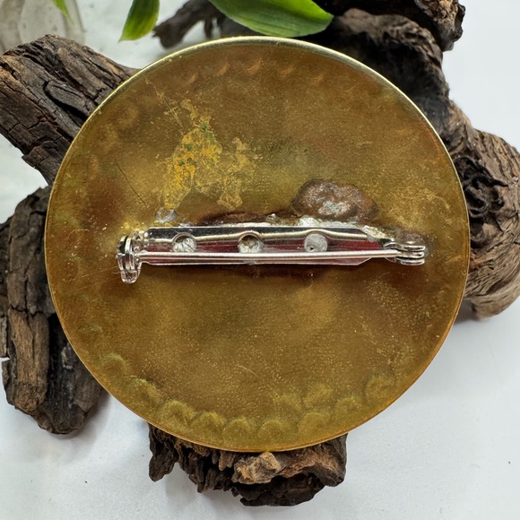 Vintage mixed metal abstract brooch, EUC. - Picture 4 of 5